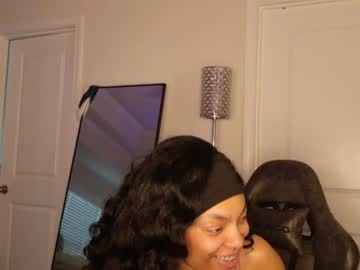 butterflybootyy's chat room