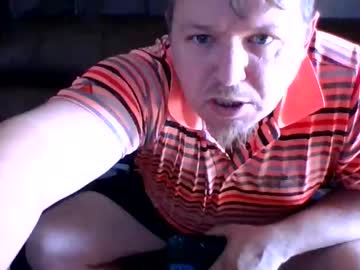 stickyredfunsize's chat room