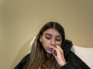 clairewalkerrr's chat room