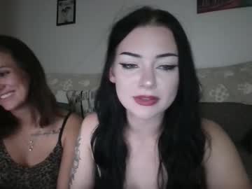 kira_the_slut's chat room