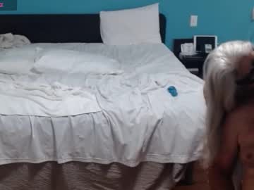 charleyandsmokie's chat room