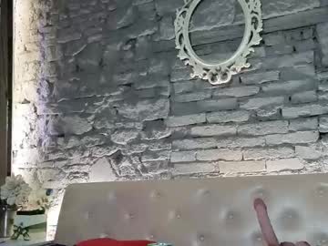 vixvixenn's chat room