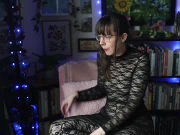 ellynaomi's chat room