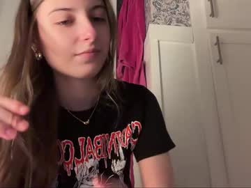 fantasyella's chat room