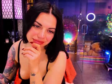 alma_pearl's chat room