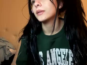 esoterickitten777's chat room