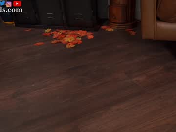 serareads's chat room