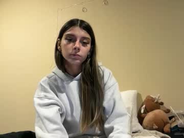 clairewalkerrr's chat room