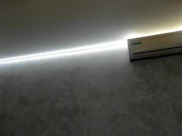 v_deville's chat room