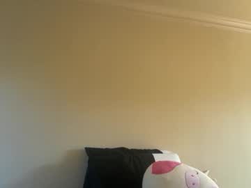 chloeros3e's chat room