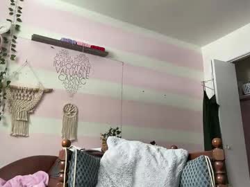 kinkilexixxx's chat room