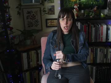 ellynaomi's chat room