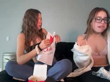 miamoorexo's chat room