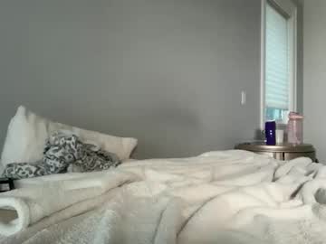 lauramaexo's chat room