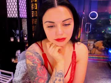 alma_pearl's chat room