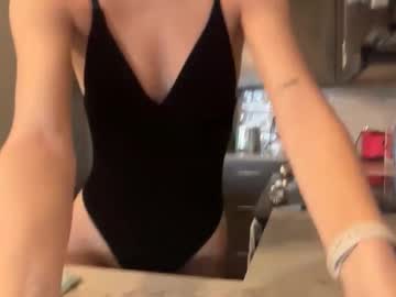 chloecookk's chat room