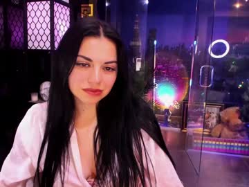 alma_pearl's chat room