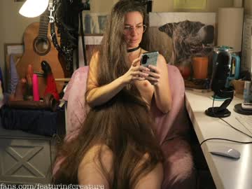 creature_marie's chat room