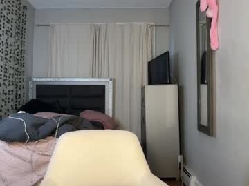 sophiasecretsx's chat room