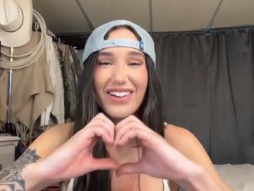 ella2sweet's chat room