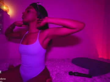 jada_valentine's chat room