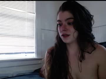 rosegold18's chat room