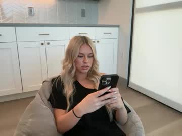 kenziesmithh's chat room