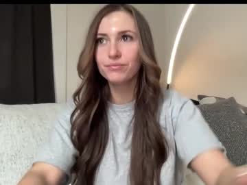 laylahlaylah1's chat room