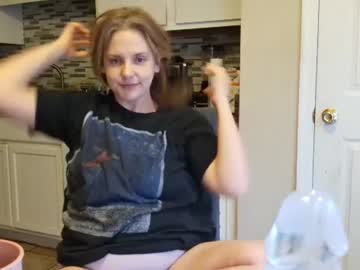 tinywithtiddies's chat room