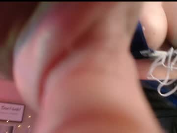 milf_lacey's chat room