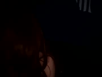 irisbabyyyyyyy's chat room