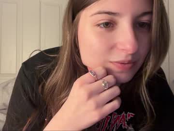 fantasyella's chat room