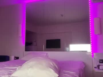 hiddenblossom's chat room