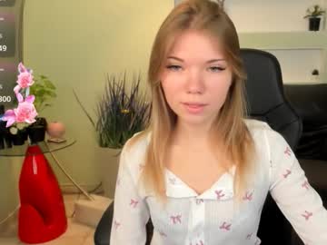 michafox's chat room