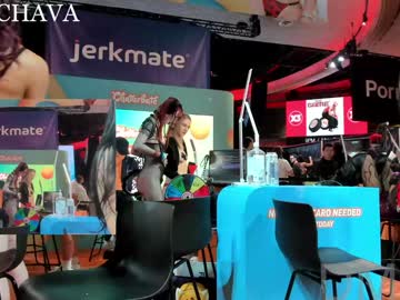 frenchava's chat room