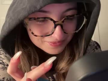 fantasyella's chat room