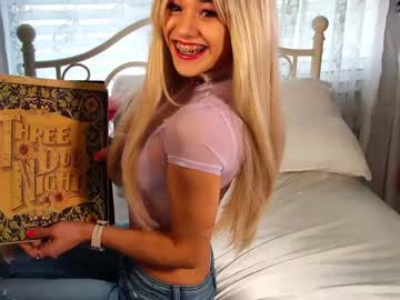 sunluscious's chat room