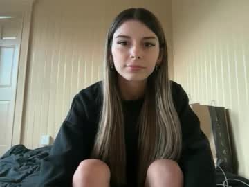 clairewalkerrr's chat room