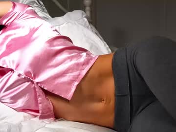 sunluscious's chat room