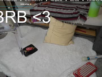 vivid_whit's chat room