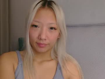 vivianwinters's chat room