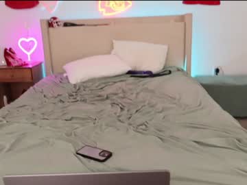 ari_lovexo's chat room