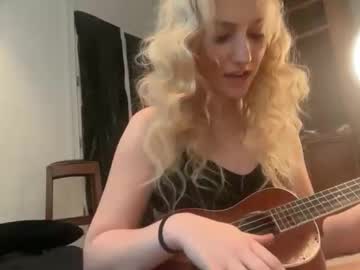 lilybrown07's chat room