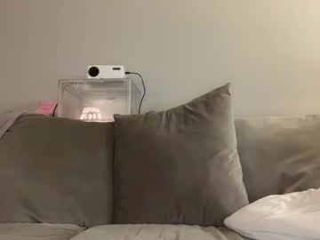 laylakitten4's chat room