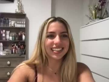 alimills's chat room