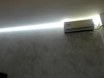 v_deville's chat room