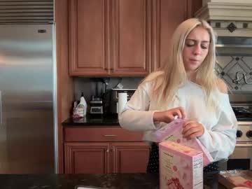 alyssastonee's chat room