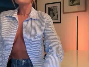 madame_andi's chat room