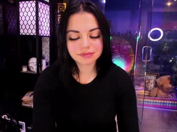 alma_pearl's chat room