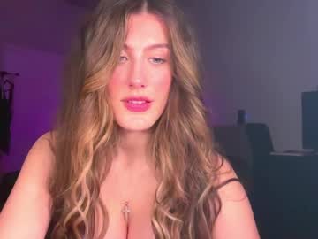 briadominick's chat room